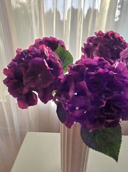 Artificial flowers No. 132 - hydrangea branch
