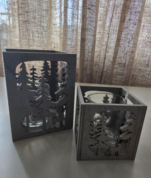 set of candlesticks (large and small)