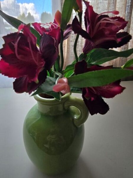 Artificial flowers no. 270- alstremeria