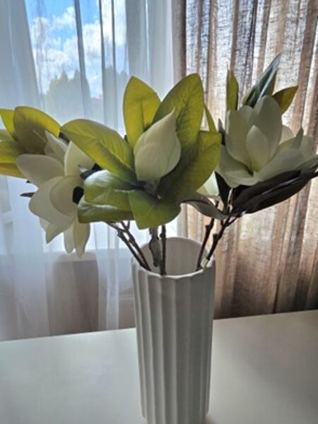  Artificial flowers No. 364 - rhododendron branch