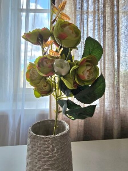Artificial flowers No. 393 - rose branch