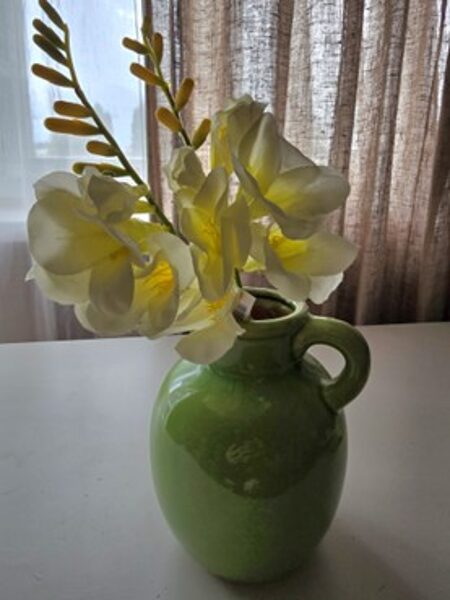 Artificial flowers No. 539 - freesia