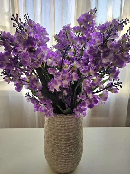 Artificial flowers No. 131 - lefkoi bouquet